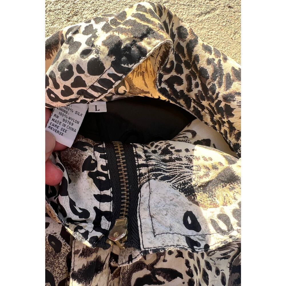 Vintage Silk Jacket, 90s,80s, Oversized Bold Cat Print Size Large Bomber - Picture 6 of 7